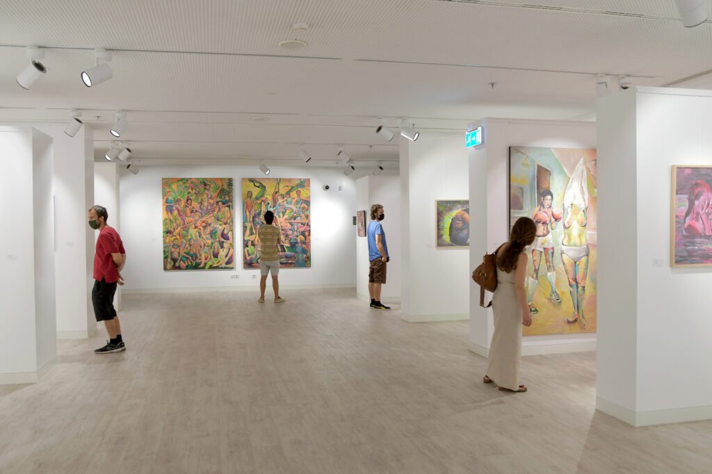 Exposição de Pintura de Daniela Reis “O Silêncio e a Multidão”